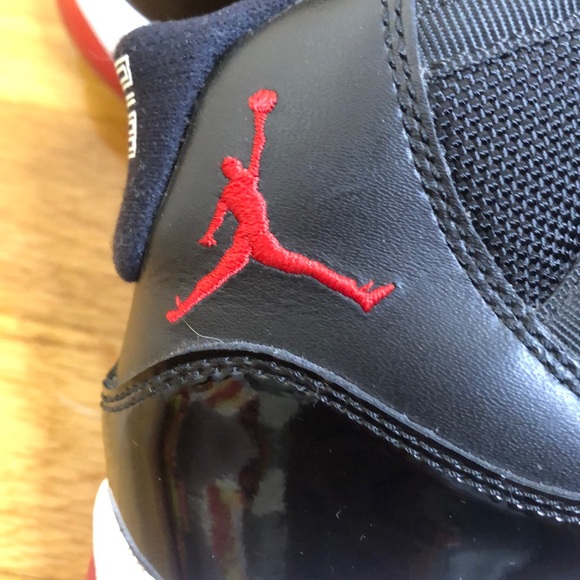 AIR JORDAN 11 RETRO ‘BRED’ 2012 SZ 7 378038-010 - Picture 4 of 11